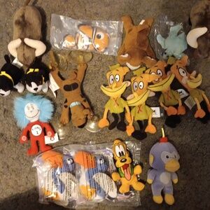 Random Assortment Of Cartoon Characters Across Many Shows Plush Toy Set